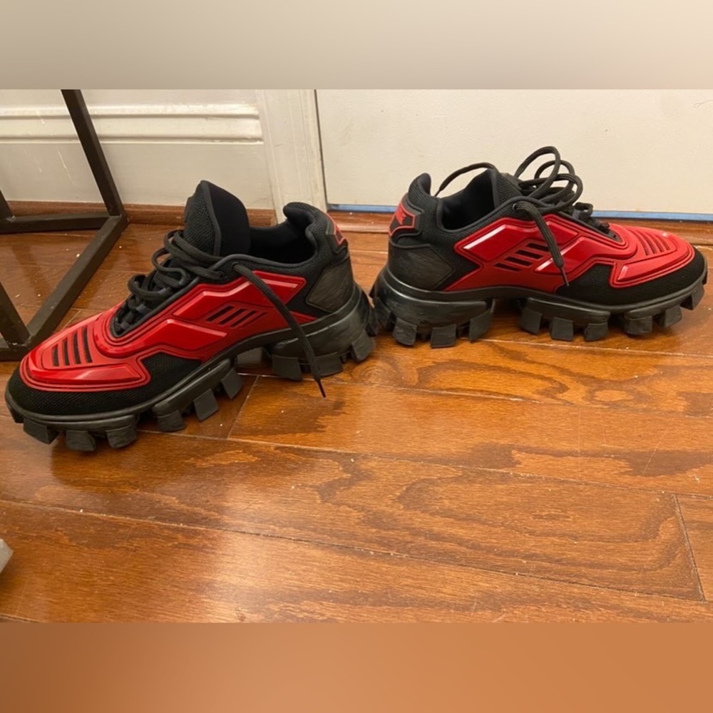 Prada cloudburst, red, good condition (8/10)(size 42 EU/ Size 9 US)